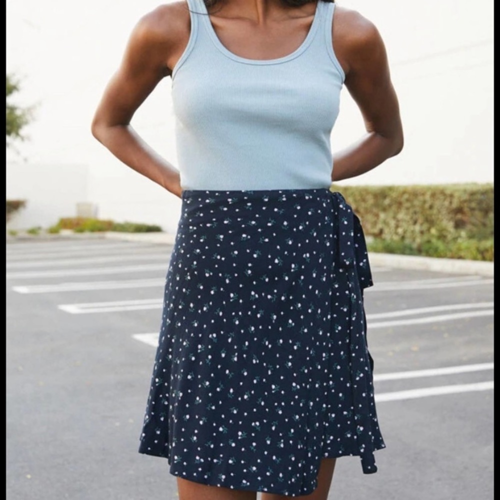 Brandy Melville wrap skirt